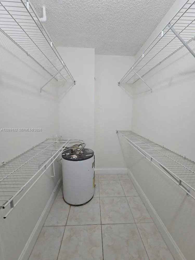 8343 Lake Dr #107 Doral, FL 33166