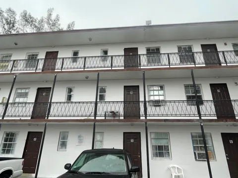 7001 NW 15TH AVENUE #13