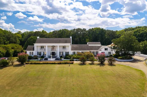 8212 Bell Mill Road
