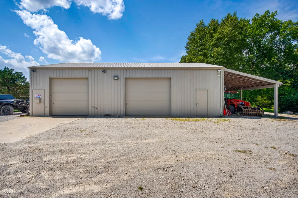 8700 W Georgetown Road Columbus, IN 47201
