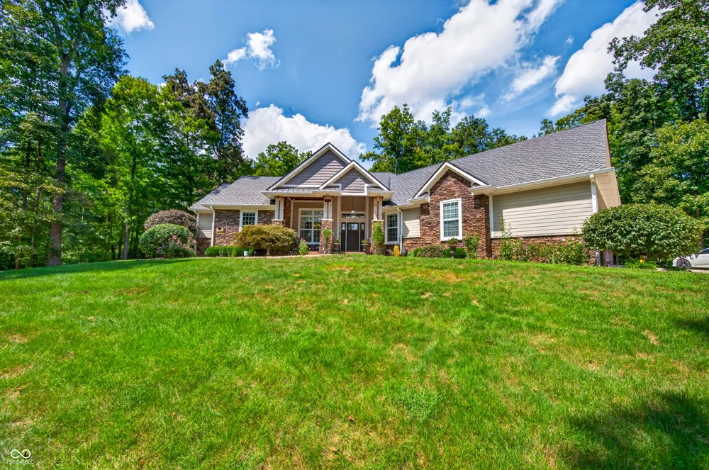 8700 W Georgetown Road Columbus, IN 47201