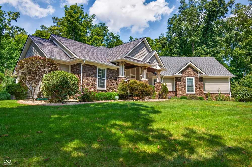 8700 W Georgetown Road Columbus, IN 47201
