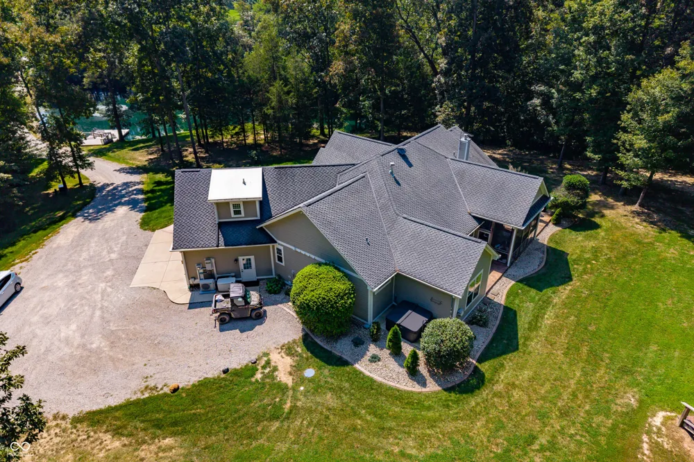 8700 W Georgetown Road Columbus, IN 47201