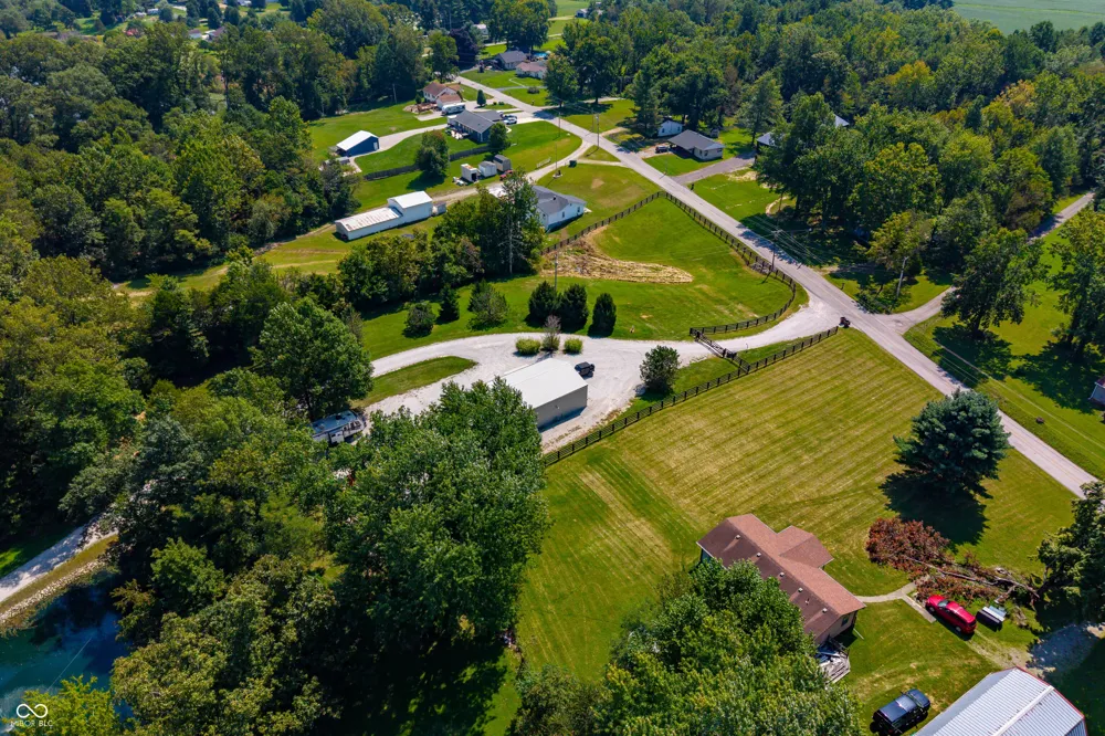 8700 W Georgetown Road Columbus, IN 47201