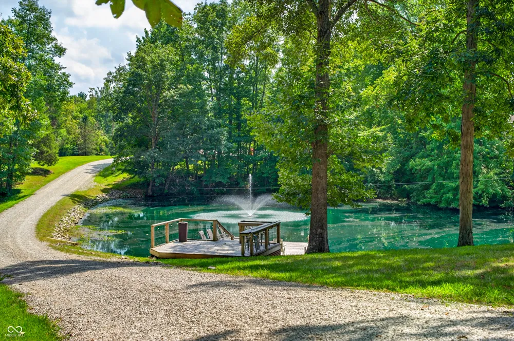 8700 W Georgetown Road Columbus, IN 47201