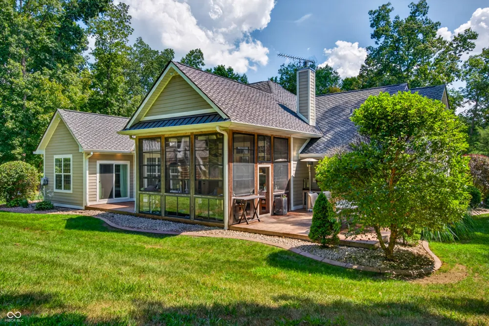 8700 W Georgetown Road Columbus, IN 47201