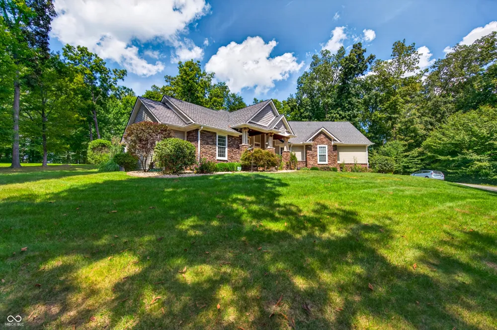8700 W Georgetown Road Columbus, IN 47201