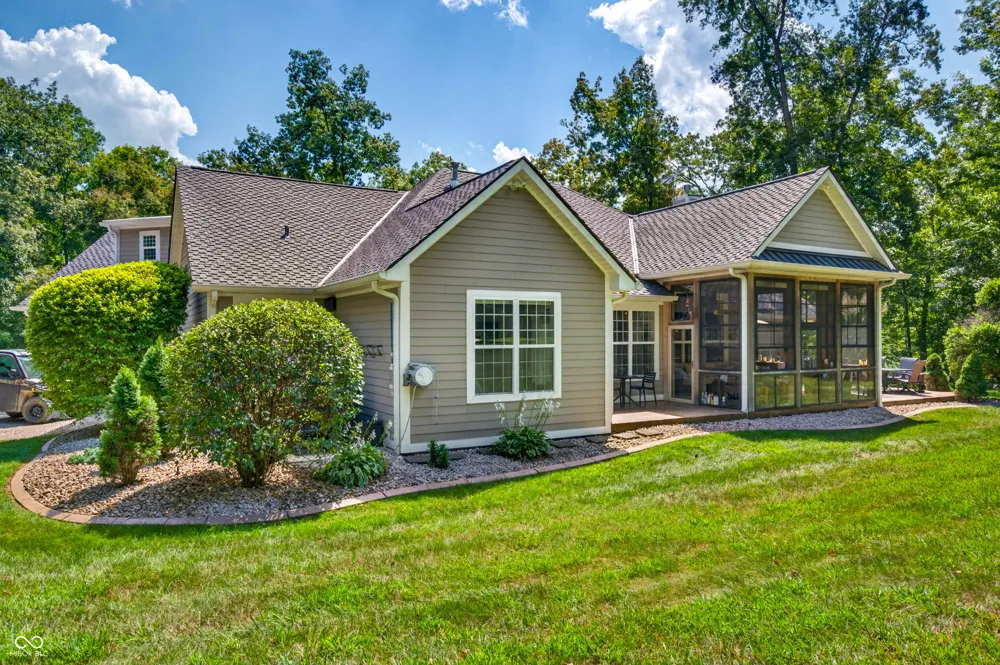 8700 W Georgetown Road Columbus, IN 47201
