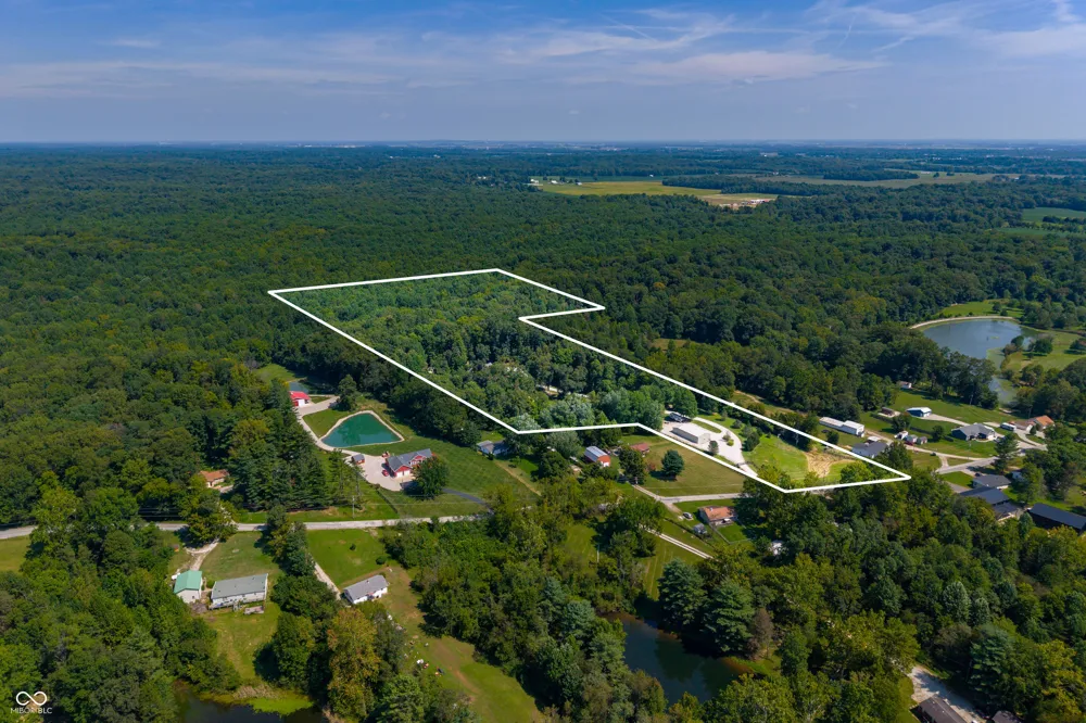 8700 W Georgetown Road Columbus, IN 47201