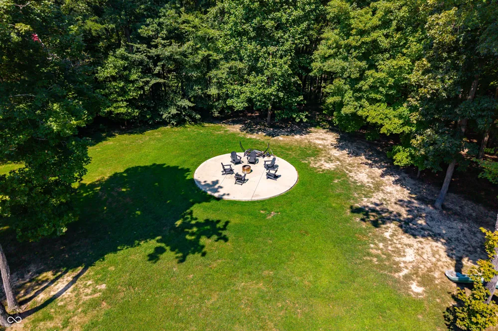 8700 W Georgetown Road Columbus, IN 47201