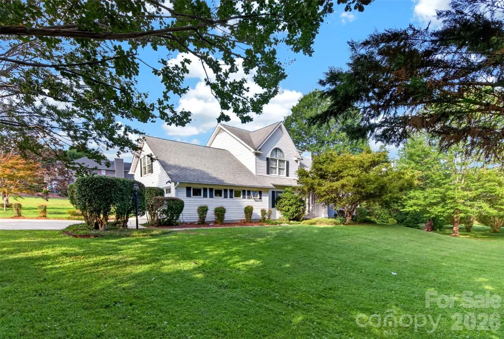 69 Sunwest Drive Arden, NC 28704