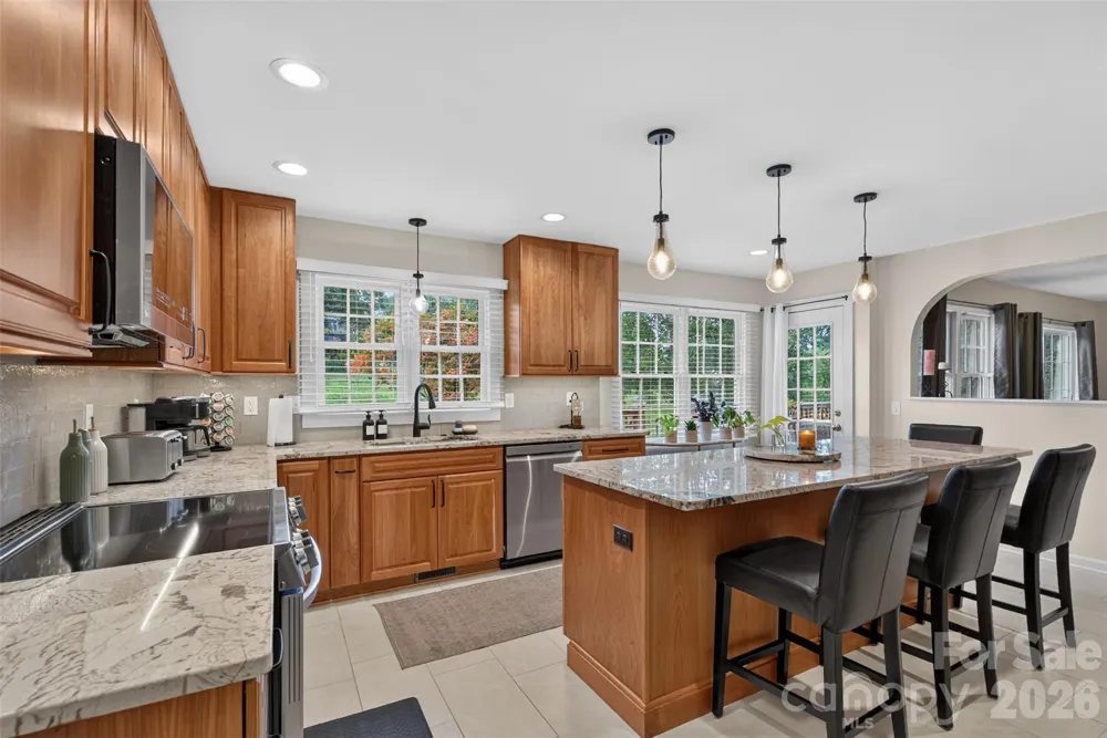 69 Sunwest Drive Arden, NC 28704