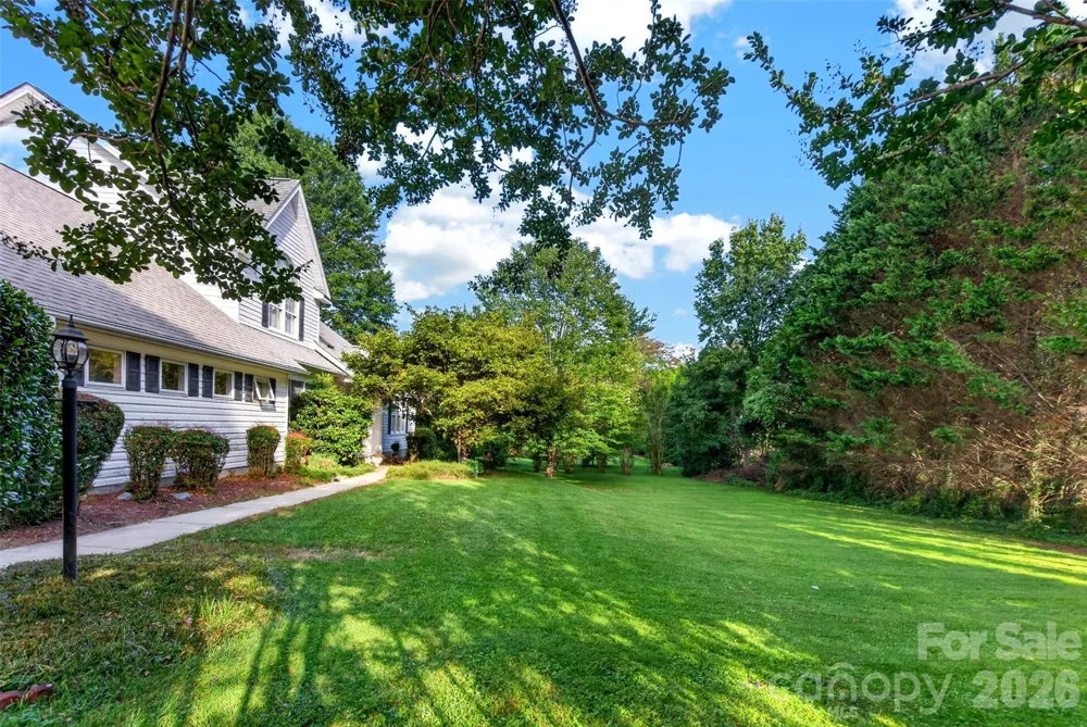 69 Sunwest Drive Arden, NC 28704
