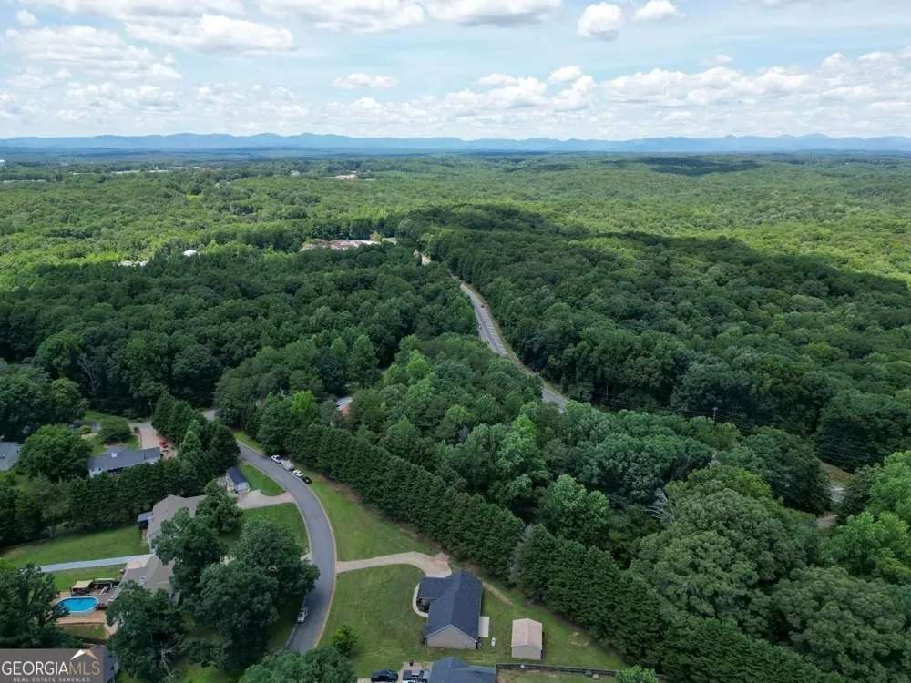 75 Eastgate DR Dawsonville, GA 30534
