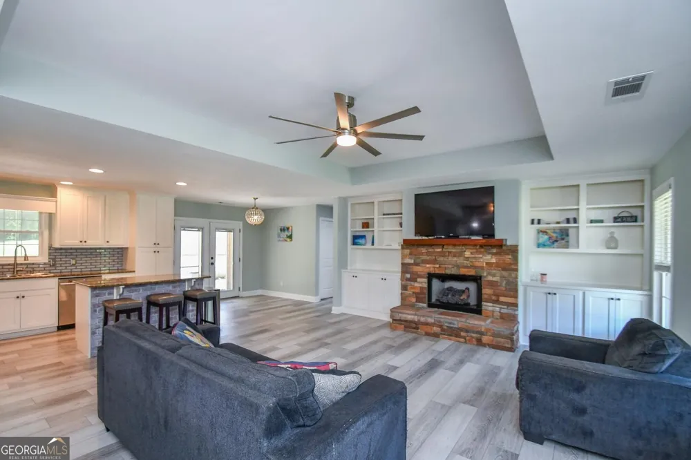 75 Eastgate DR Dawsonville, GA 30534