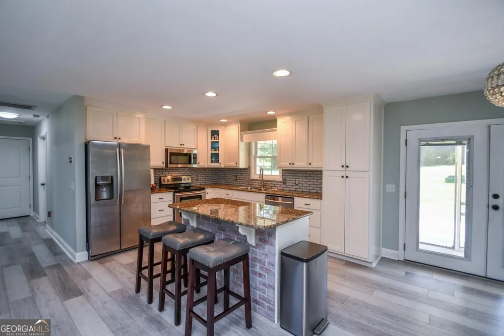 75 Eastgate DR Dawsonville, GA 30534