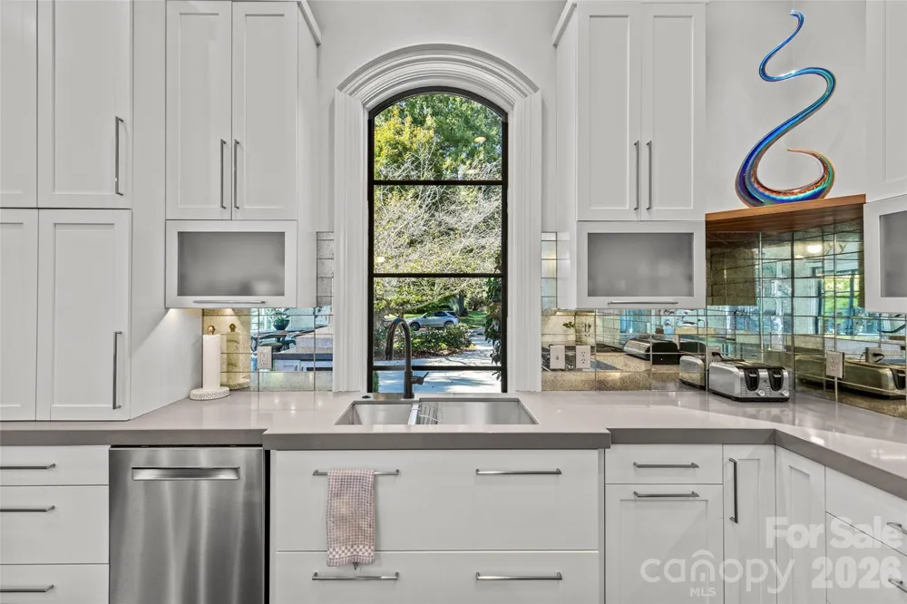 727 Colville Road Charlotte, NC 28207