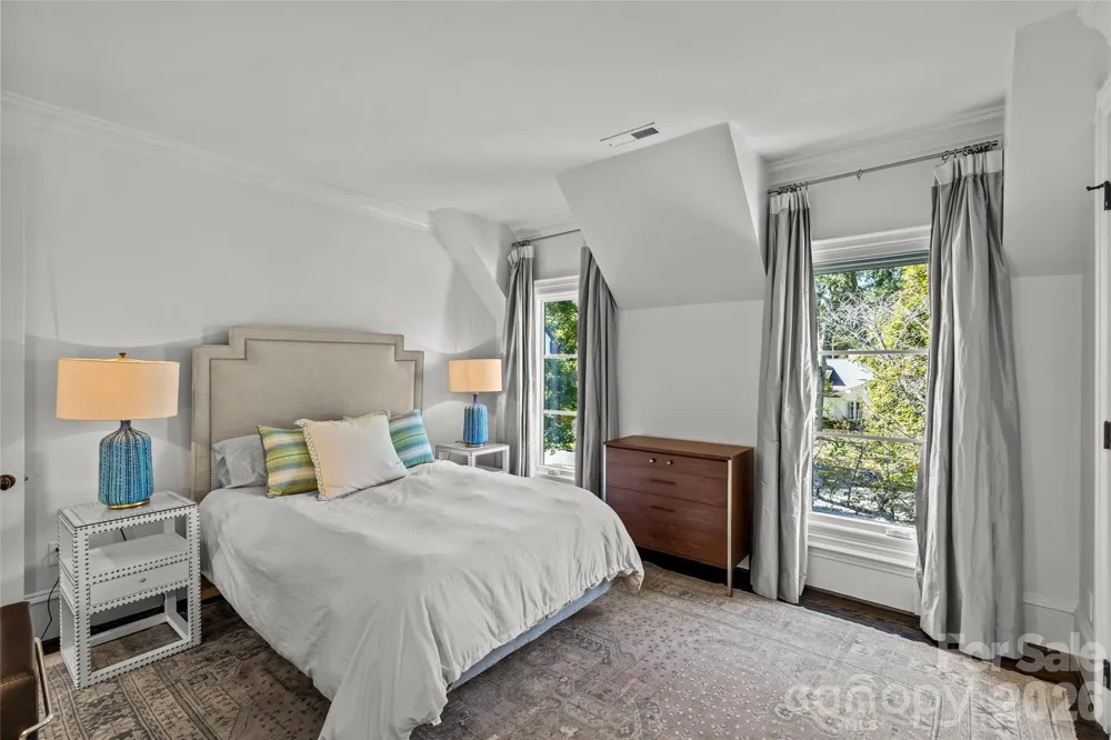727 Colville Road Charlotte, NC 28207