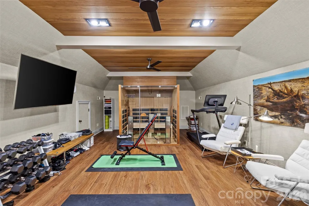 727 Colville Road Charlotte, NC 28207