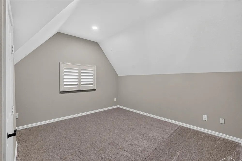 2024 S Hill Drive Irving, TX 75038