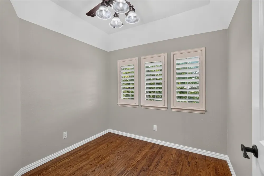2024 S Hill Drive Irving, TX 75038