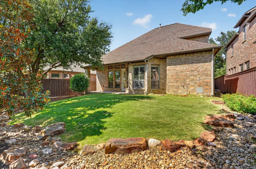 2024 S Hill Drive Irving, TX 75038