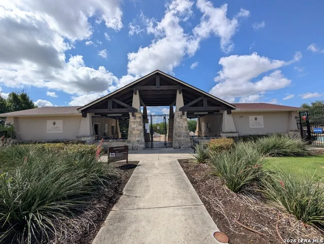 212 OAK CREEK WAY New Braunfels, TX 78130