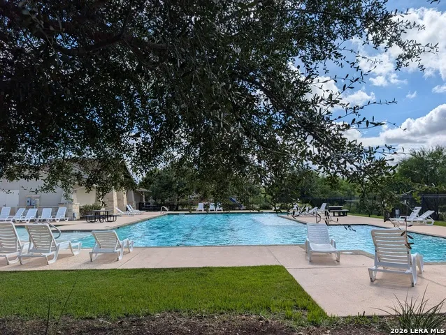 212 OAK CREEK WAY New Braunfels, TX 78130
