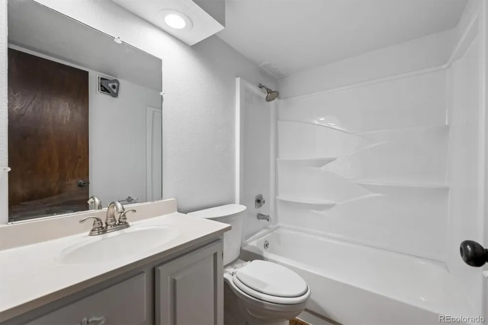 13916 E Alabama Place Aurora, CO 80012
