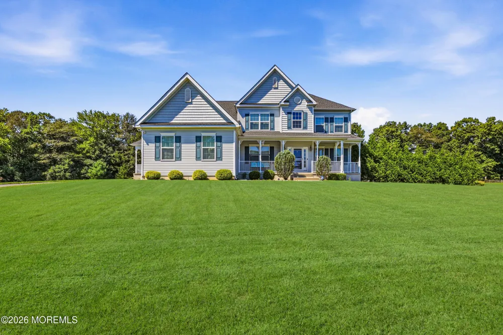 10 Colliers Court Jackson, NJ 08527