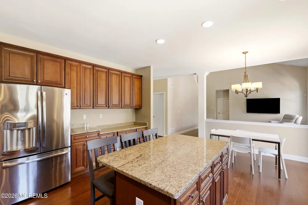10 Colliers Court Jackson, NJ 08527
