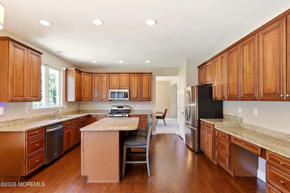 10 Colliers Court Jackson, NJ 08527