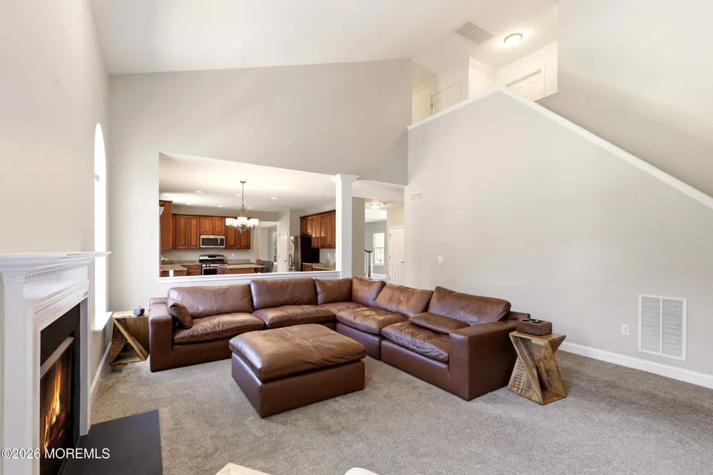 10 Colliers Court Jackson, NJ 08527
