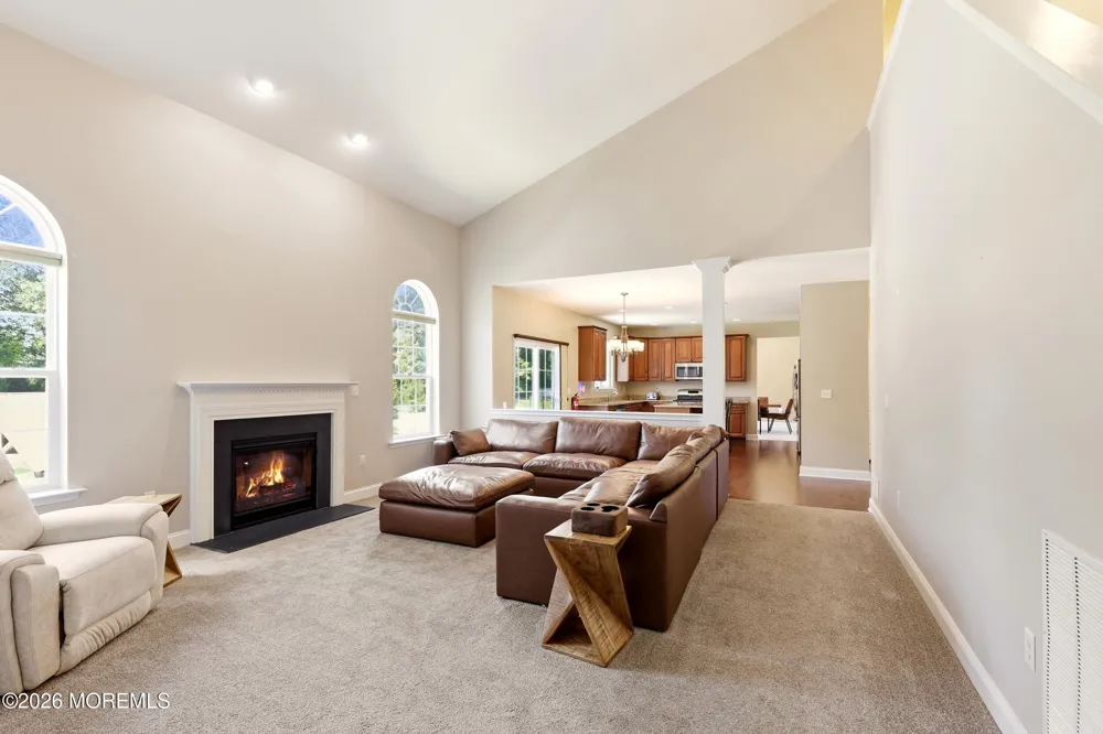 10 Colliers Court Jackson, NJ 08527