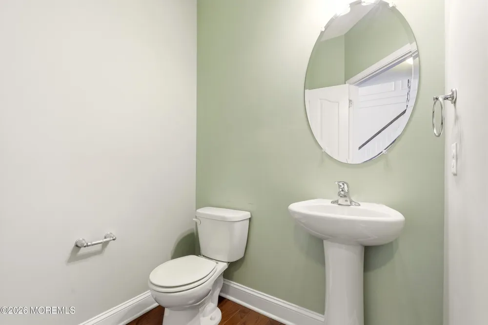 10 Colliers Court Jackson, NJ 08527