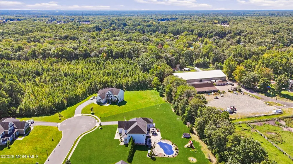 10 Colliers Court Jackson, NJ 08527