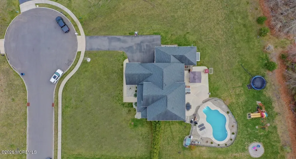10 Colliers Court Jackson, NJ 08527