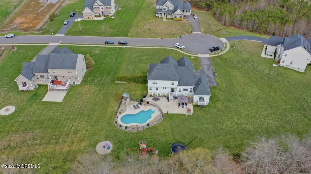 10 Colliers Court Jackson, NJ 08527