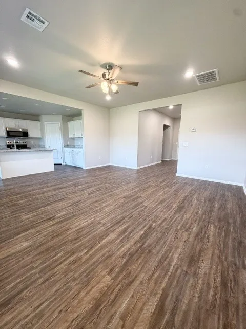 3138 Seabiscuit Durant, OK 74701