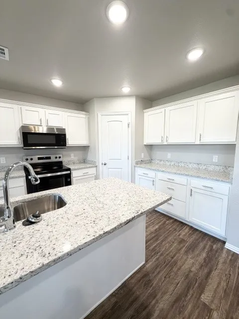 3138 Seabiscuit Durant, OK 74701