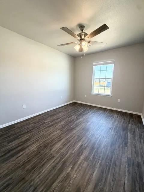 3138 Seabiscuit Durant, OK 74701