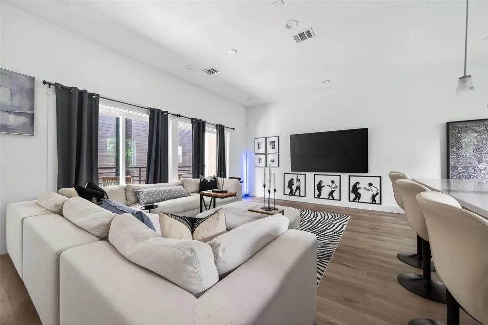 523 Schweikhardt Street Houston, TX 77020