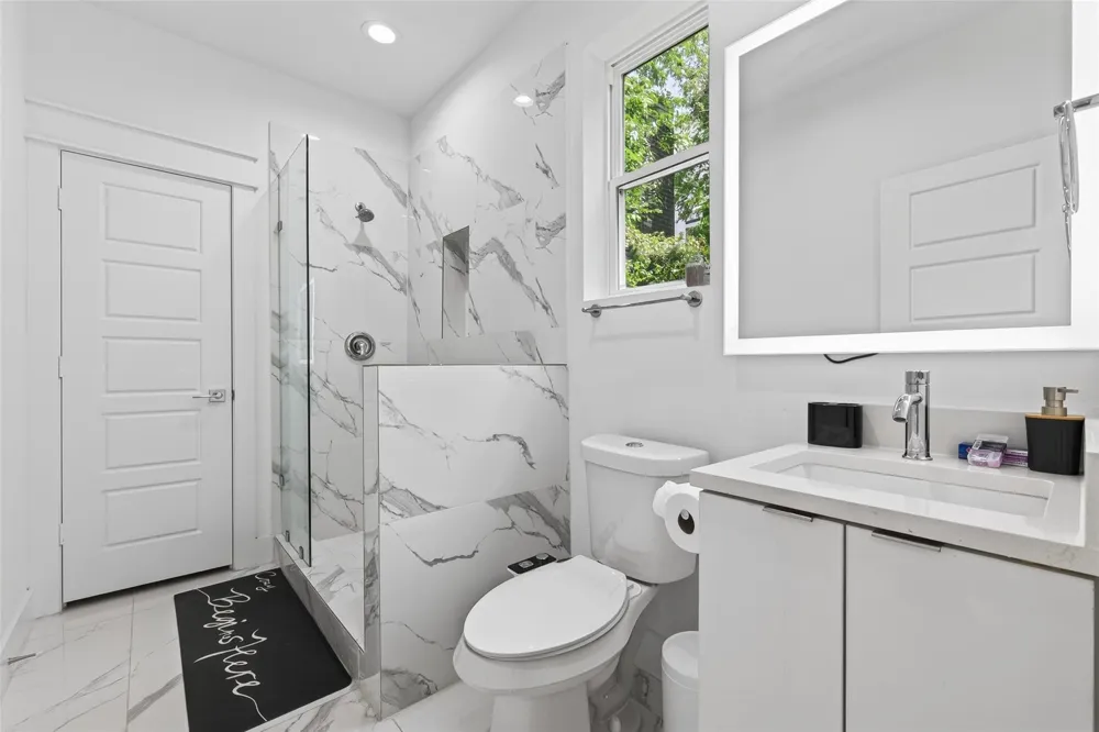 523 Schweikhardt Street Houston, TX 77020