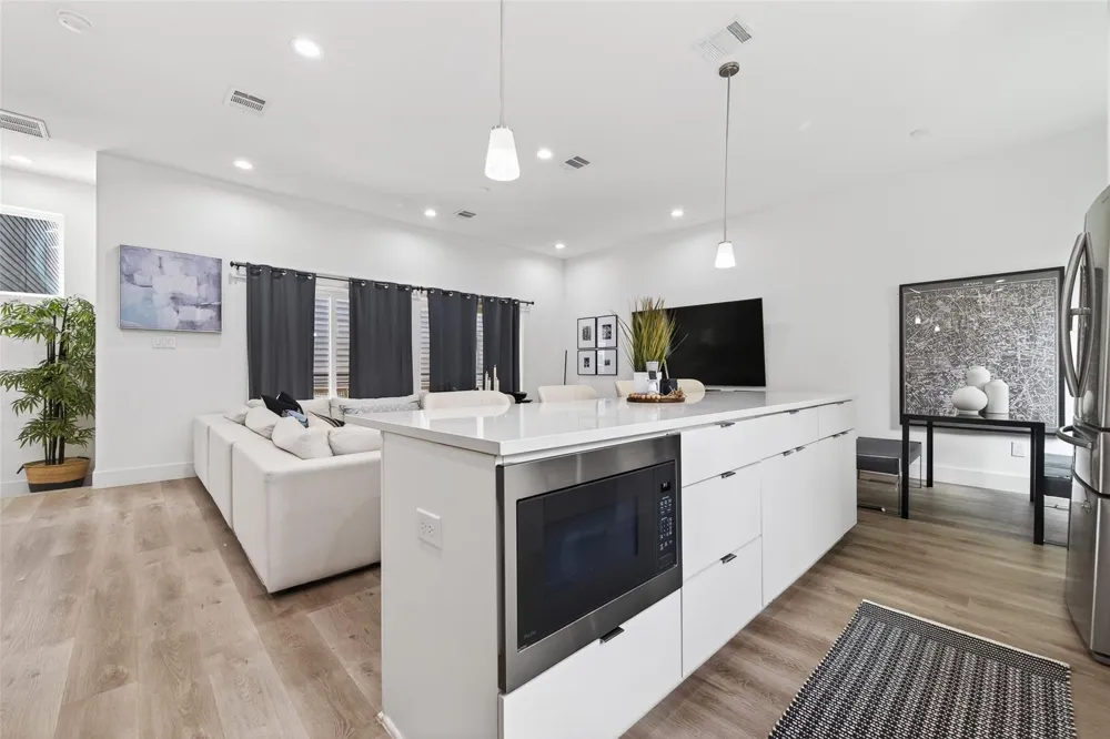 523 Schweikhardt Street Houston, TX 77020