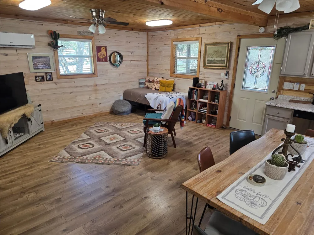 530 Kingwood Drive Trinity, TX 75862