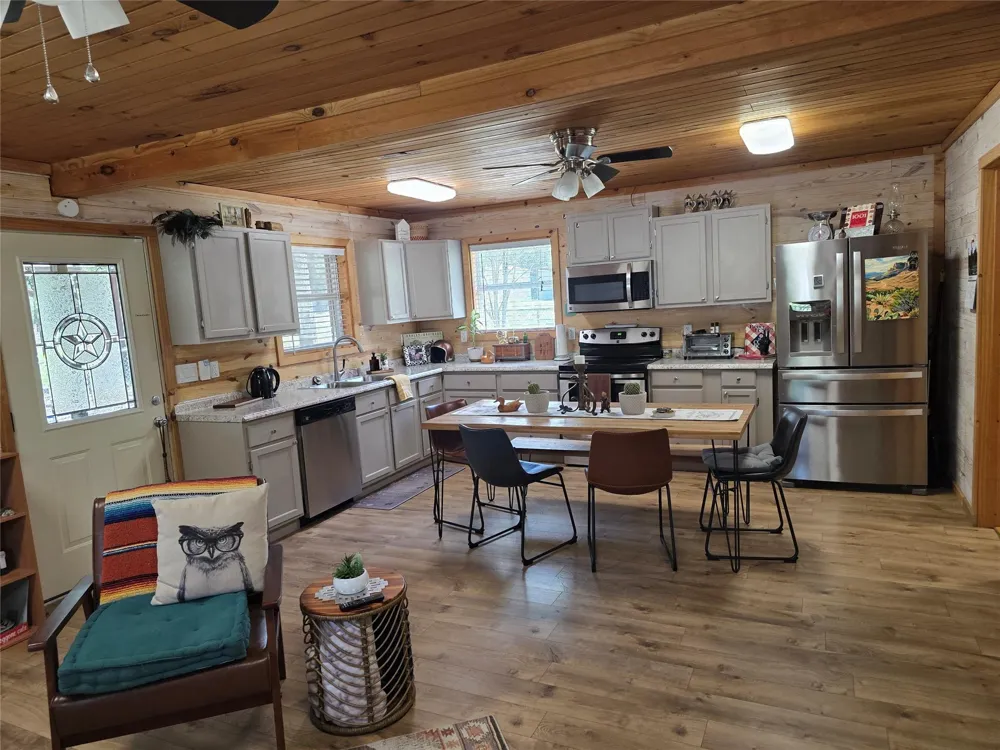 530 Kingwood Drive Trinity, TX 75862
