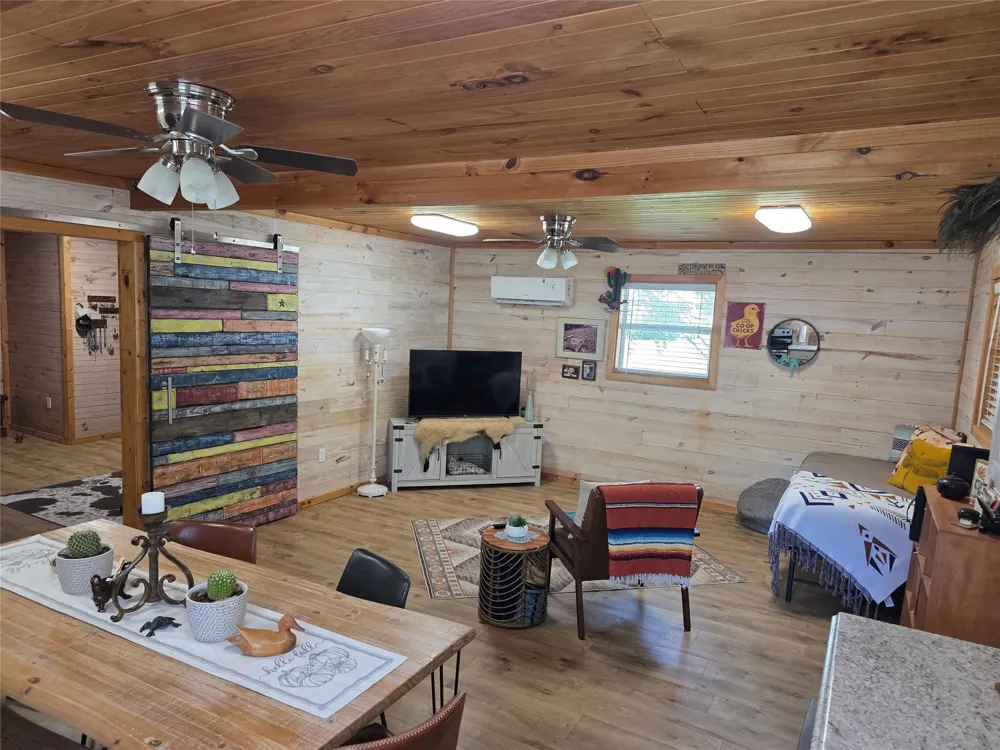 530 Kingwood Drive Trinity, TX 75862