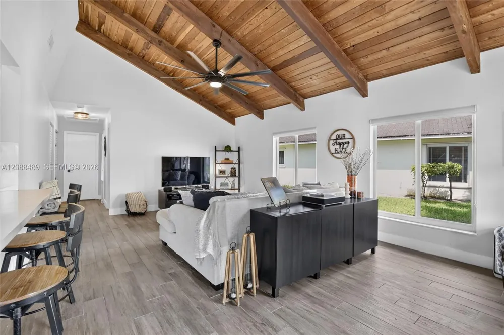 3665 W Forge Rd #39 Davie, FL 33328