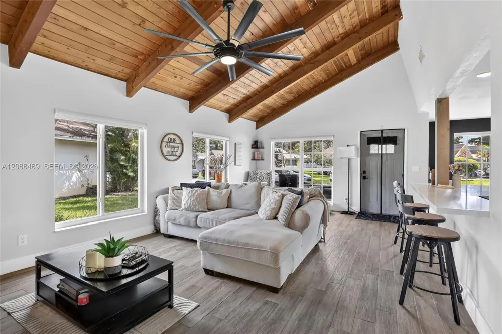 3665 W Forge Rd #39 Davie, FL 33328
