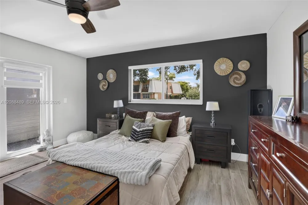 3665 W Forge Rd #39 Davie, FL 33328